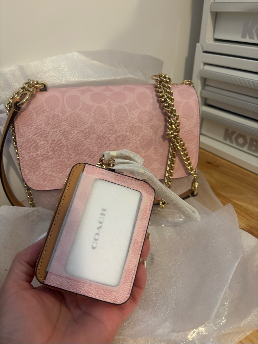 Coach Powder Pink Klare and Zip Card Case - Picture 3 of 14